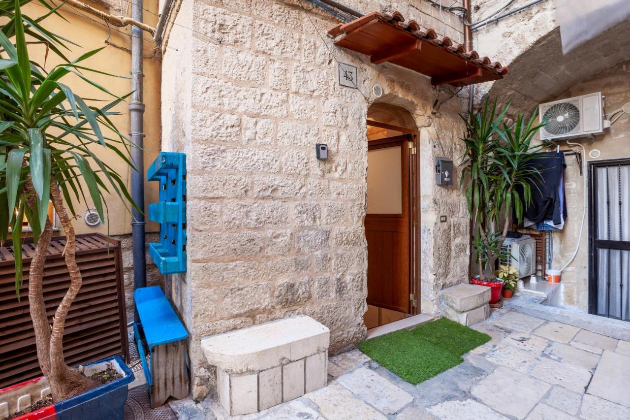 La Casuccia Cosy Flat In Old Center Apartamento Bari Exterior foto